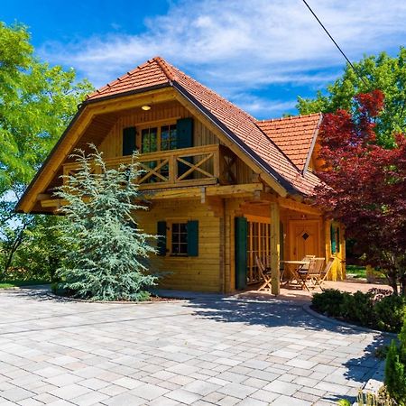 Chalet Haloze Pristava Екстер'єр фото